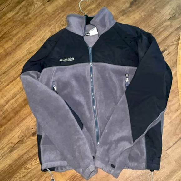 Used columbia jacket top